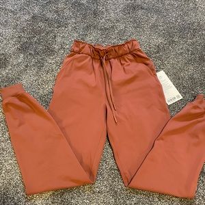 lululemon joggers